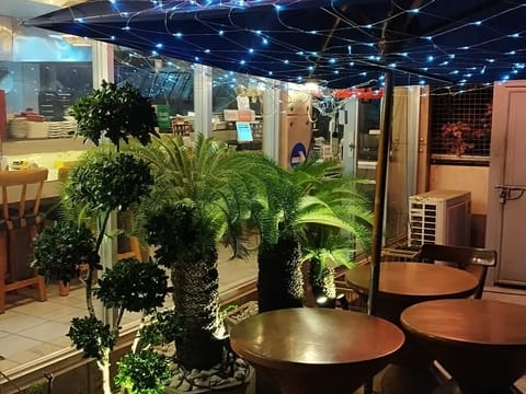 Outdoor seating at Daitoku Ramen, covered seating, Angeles City